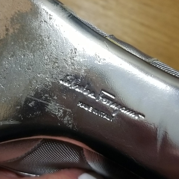 Salvatore Ferragamo Silver Mesh Flats Authentic - Picture 11 of 16